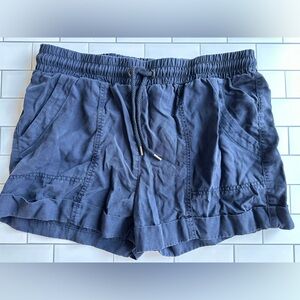 Universal thread shorts small navy blue